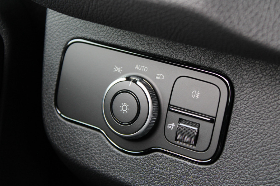 Mercedes-Benz Sprinter 317CDI L2H2 Pro - 2x Schuifdeur - LED - Mbux 10 - 3.5t Trekhaak - Betimmering - Camera - Carplay - Bind spot - Cruise - Smartpho