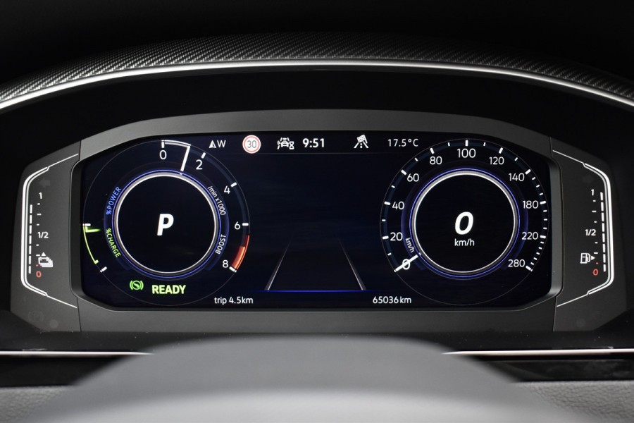 Volkswagen Arteon Shooting Brake 1.4 TSI eHybrid | Panoramadak | 360 Camera | ACC | Matrix LED | Head-Up | Sfeerverlichting | CarPlay | Stoelverwarming voor + achter |