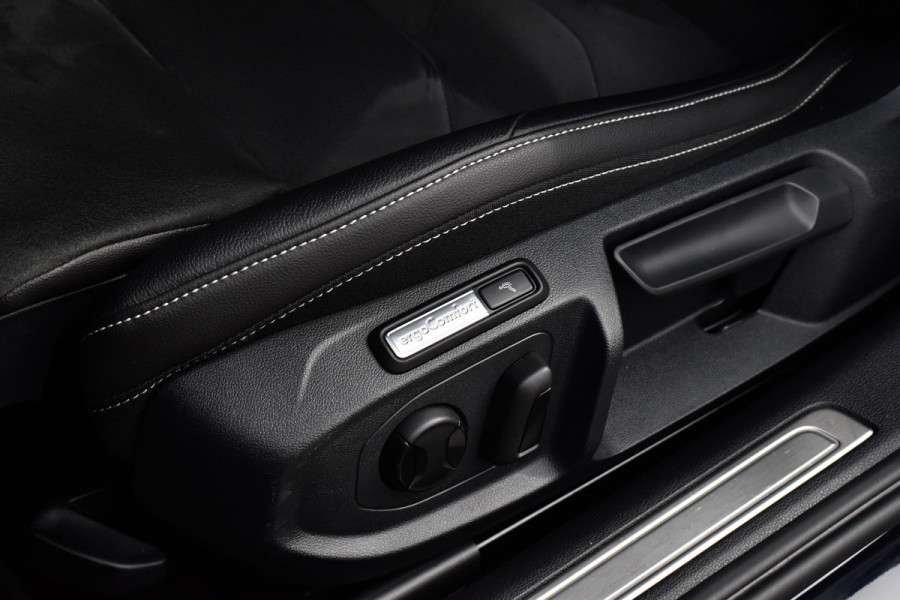 Volkswagen Arteon Shooting Brake 1.4 TSI eHybrid | Panoramadak | 360 Camera | ACC | Matrix LED | Head-Up | Sfeerverlichting | CarPlay | Stoelverwarming voor + achter |