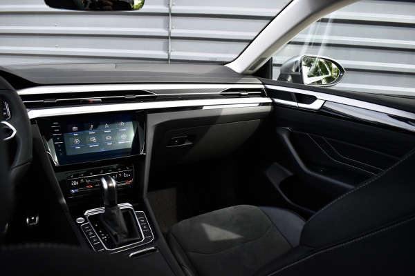 Volkswagen Arteon Shooting Brake 1.4 TSI eHybrid | Panoramadak | 360 Camera | ACC | Matrix LED | Head-Up | Sfeerverlichting | CarPlay | Stoelverwarming voor + achter |