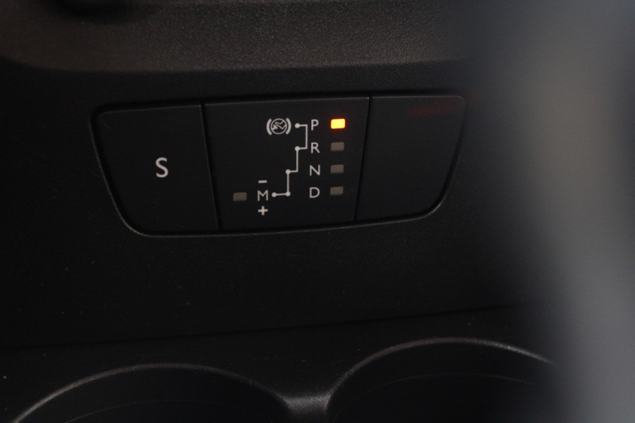 Citroën C3 1.2 PureTech Max Automaat | Led | Carplay