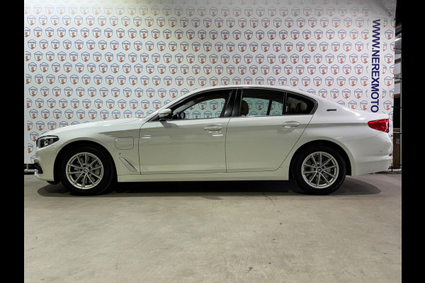 BMW 5 Serie 530e iPerformance Executive | Leder | Navi | Camera | PDC