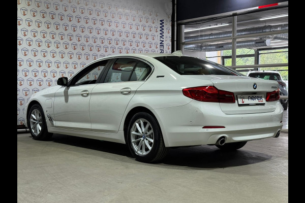 BMW 5 Serie 530e iPerformance Executive | Leder | Navi | Camera | PDC