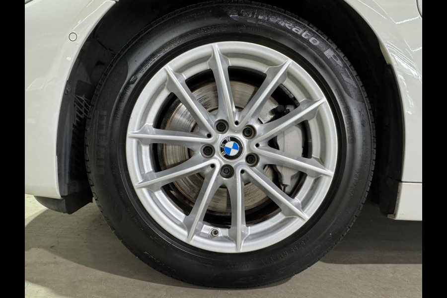 BMW 5 Serie 530e iPerformance Executive | Leder | Navi | Camera | PDC
