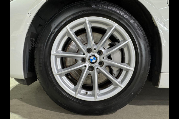 BMW 5 Serie 530e iPerformance Executive | Leder | Navi | Camera | PDC