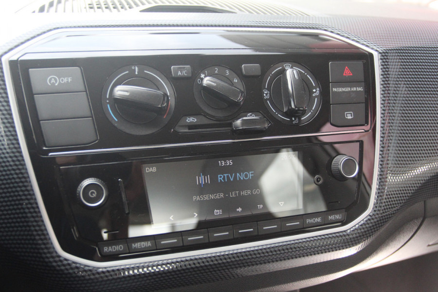 Volkswagen up! 1.0 BMT move up! 1e eigenaar | 5 Deurs | Airco
