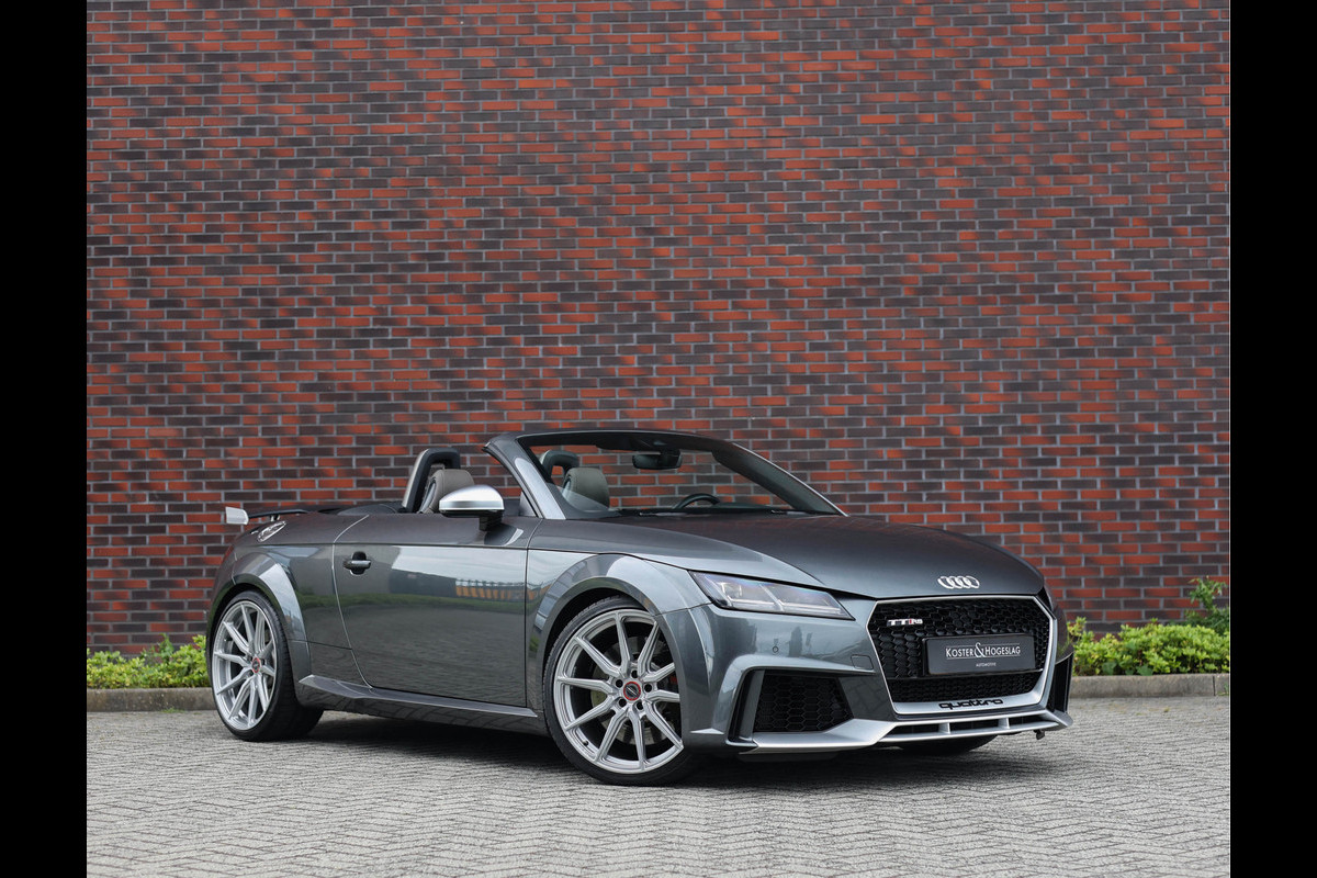 Audi TTRS Roadster 2.5 TFSI Quattro *B&O*Vossen*Sportuitlaat*Camera* Audi TTRS Roadster 2.5 TFSI Quattro *B&O*Vossen*Sportuitlaat*Camera*