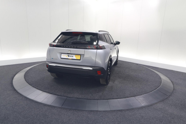 Peugeot e-2008 EV Allure Pack 50 kWh | 3 Fase Laadfunctie | Camera | Navigatie | Parkeersensoren | Apple Carplay