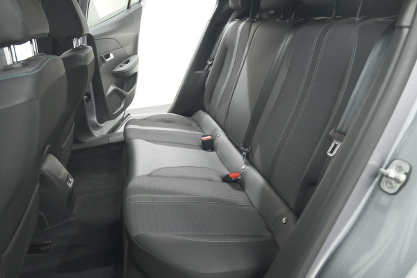 Peugeot e-2008 EV Allure Pack 50 kWh | 3 Fase Laadfunctie | Camera | Navigatie | Parkeersensoren | Apple Carplay