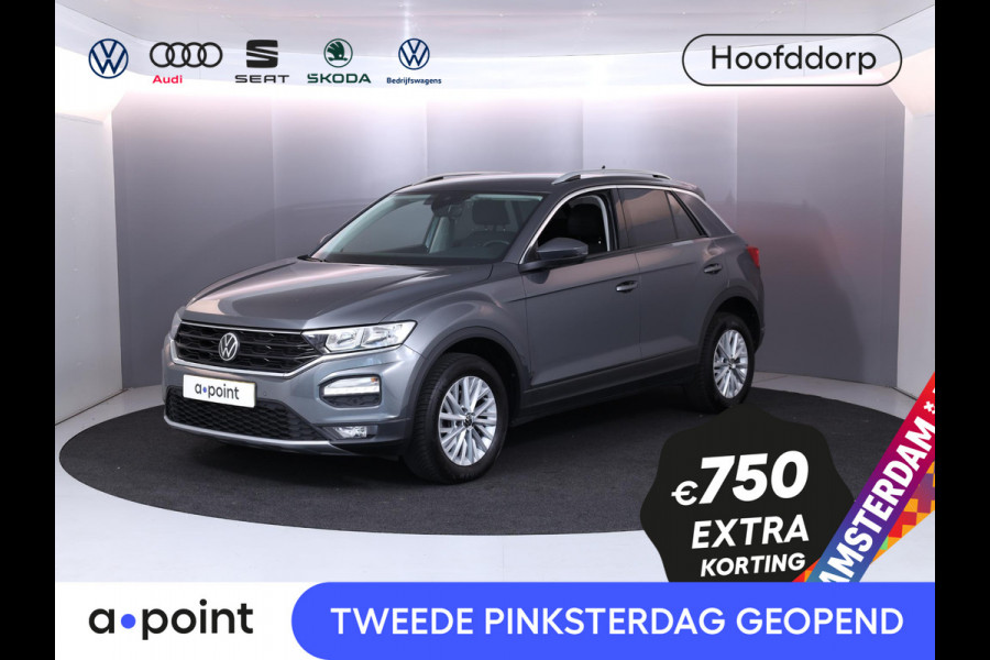 Volkswagen T-Roc 1.0 TSI Style 110 pk | Navigatie | Parkeersensoren | Adaptieve cruise control | Autom. airco |