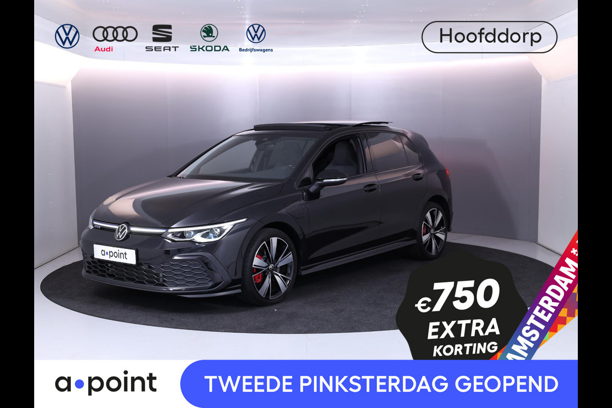 Volkswagen Golf 1.4 eHybrid GTE 245 pk Automaat (DSG) | Navigatie | Panoramadak | Parkeersensoren | Autom. airco (3 zones) | LED koplampen |