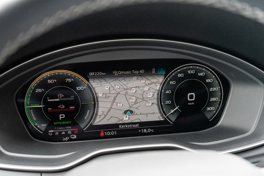 Audi Q5 50 TFSI e S-Line Camera / HUD / Luchtvering