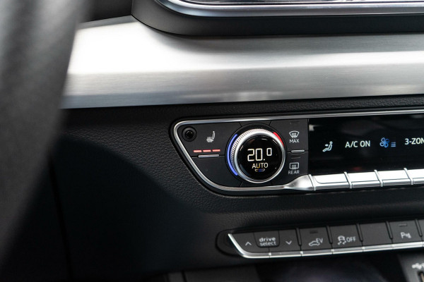 Audi Q5 50 TFSI e S-Line Camera / HUD / Luchtvering