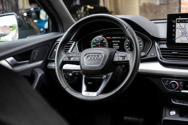 Audi Q5 50 TFSI e S-Line Camera / HUD / Luchtvering