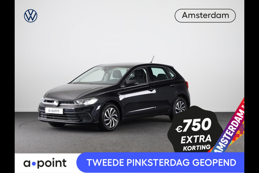 Volkswagen Polo 1.0 TSI Life 95 pk | Navigatie via App | Parkeersensoren | Adaptieve cruise control | LED koplampen |