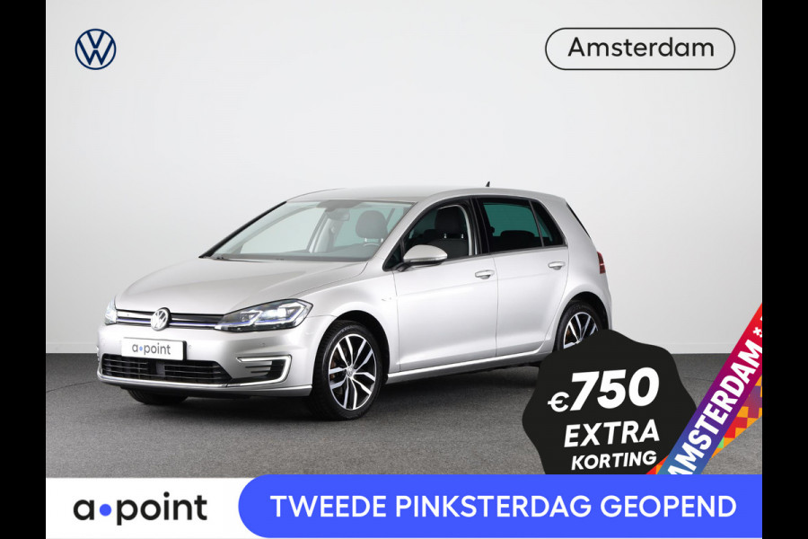 Volkswagen e-Golf E-DITION 136 pk | Navigatie | Warmtepomp | Parkeersensoren | Achteruitrijcamera | Adaptieve cruise control | Active Info Display |