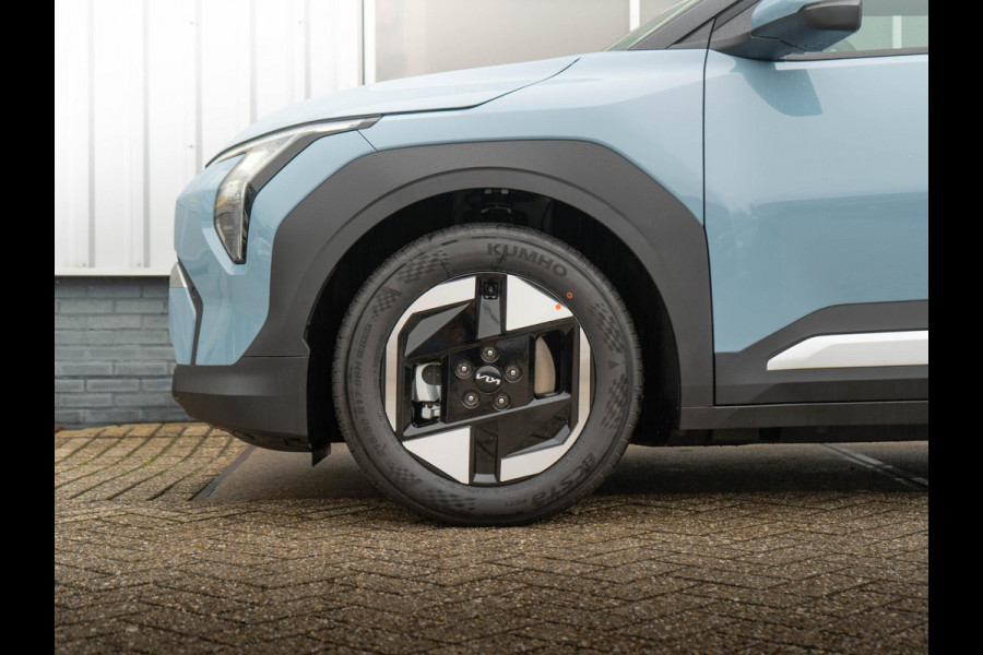 Kia EV3 Air 58.3 kWh | OP VOORRAAD | DIRECT LEVERBAAR | Airco | Parkeersensoren voor en achter |