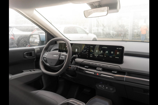 Kia EV3 Air 58.3 kWh | OP VOORRAAD | DIRECT LEVERBAAR | Airco | Parkeersensoren voor en achter |