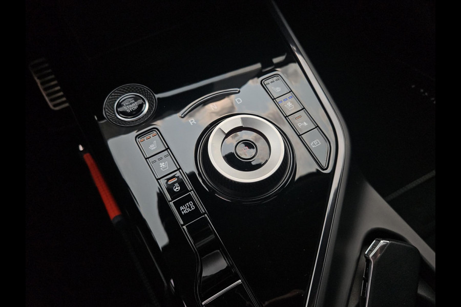 Kia Niro 1.6 GDi Hybrid ExecutiveLine HUD | Stoelverwarming & Verkoeling | Schuif/Kanteldak | Camera | Cruise | Leder | Geheugen Functie Stoelen | Apple Carplay & Android Auto |