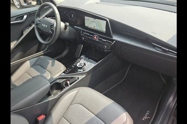 Kia Niro 1.6 GDi Hybrid ExecutiveLine HUD | Stoelverwarming & Verkoeling | Schuif/Kanteldak | Camera | Cruise | Leder | Geheugen Functie Stoelen | Apple Carplay & Android Auto |