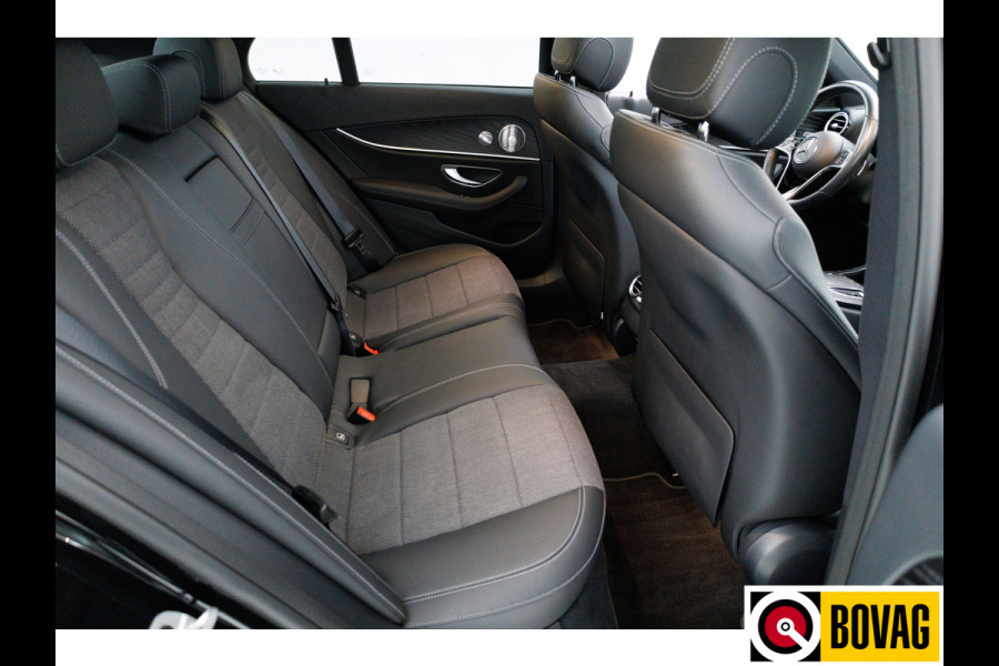 Mercedes-Benz E-Klasse 300 e 4MATIC AMG Line | Pano | Burmester | 360 Camera | Widescreen Apple carplay / Android auto, Sfeerverlichting