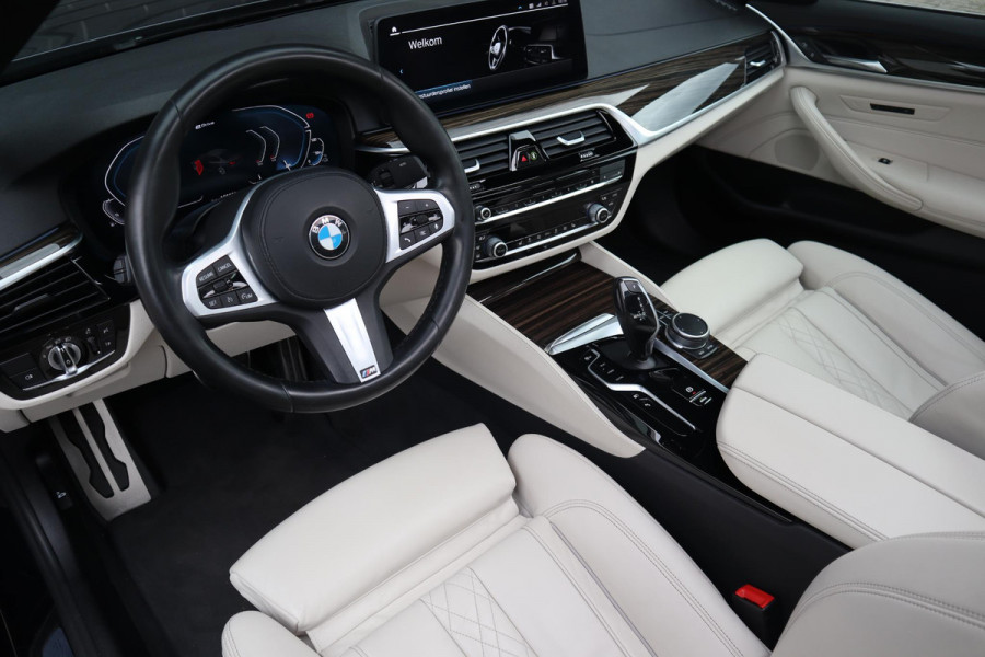BMW 5 Serie 530e M-Sport High Executive | Comfortleder + Memory | Schuifdak | Elektr. Trekhaak