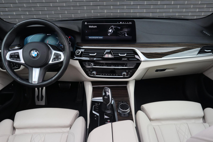 BMW 5 Serie 530e M-Sport High Executive | Comfortleder + Memory | Schuifdak | Elektr. Trekhaak