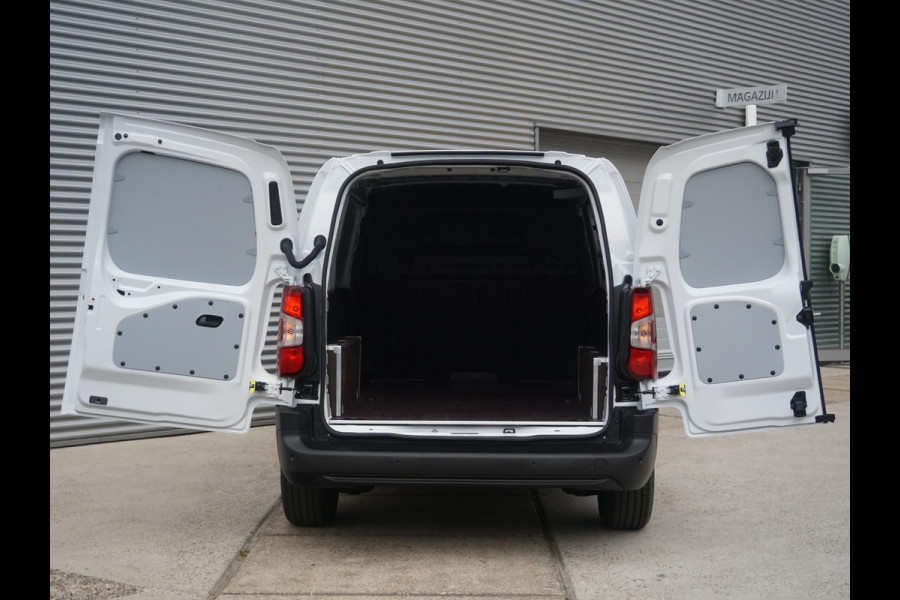 Opel Combo Electric L2 50kWh | 8 jaar garantie | Apple Carplay | camera | betimmering | rijklaarprijs