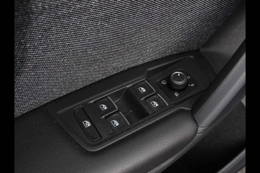Seat Tarraco 1.4 TSI 245pk e-Hybrid Automaat PHEV Xcellence Navigatie Climate Control Adaptive Cruise Control Camera Afneembare Trekhaak Led Dab Parkeer sensoren
