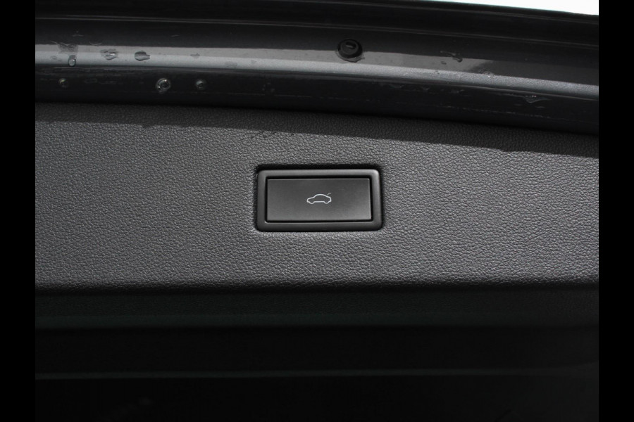 Seat Tarraco 1.4 TSI 245pk e-Hybrid Automaat PHEV Xcellence Navigatie Climate Control Adaptive Cruise Control Camera Afneembare Trekhaak Led Dab Parkeer sensoren