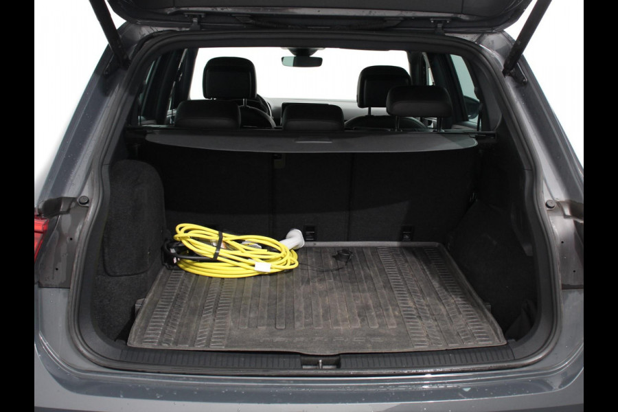 Seat Tarraco 1.4 TSI 245pk e-Hybrid Automaat PHEV Xcellence Navigatie Climate Control Adaptive Cruise Control Camera Afneembare Trekhaak Led Dab Parkeer sensoren