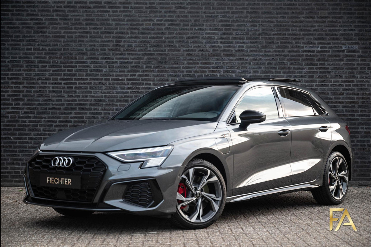 Audi A3 Sportback 45 TFSI e S edition Competition Panodak|RS Seats|MatrixLED|B&O Audi A3 Sportback 45 TFSI e S edition Competition Panodak|RS Seats|MatrixLED|B&O