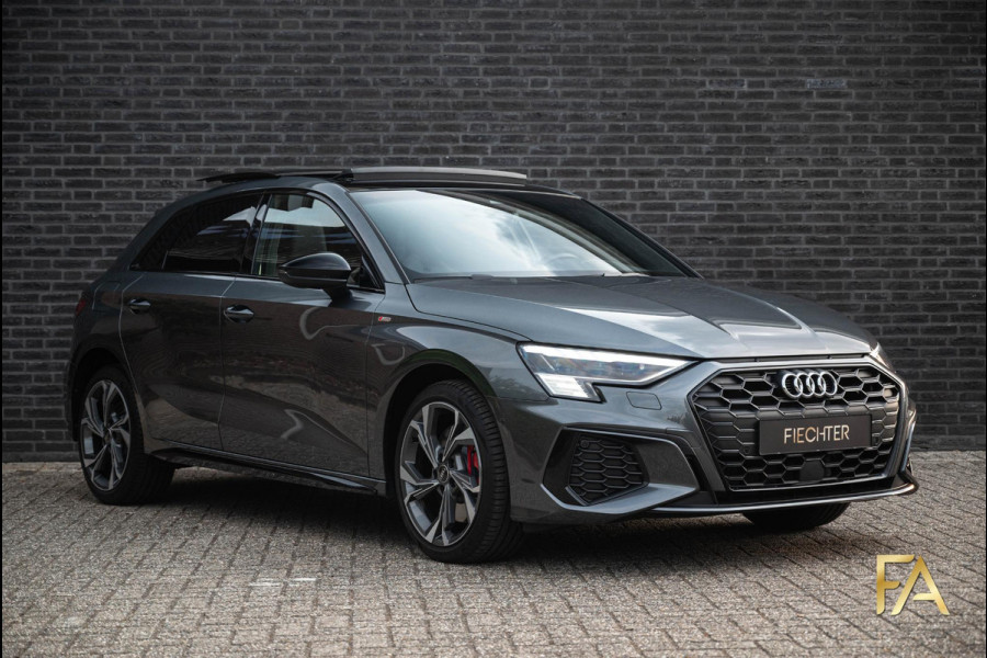 Audi A3 Sportback 45 TFSI e S edition Competition Panodak|RS Seats|MatrixLED|B&O