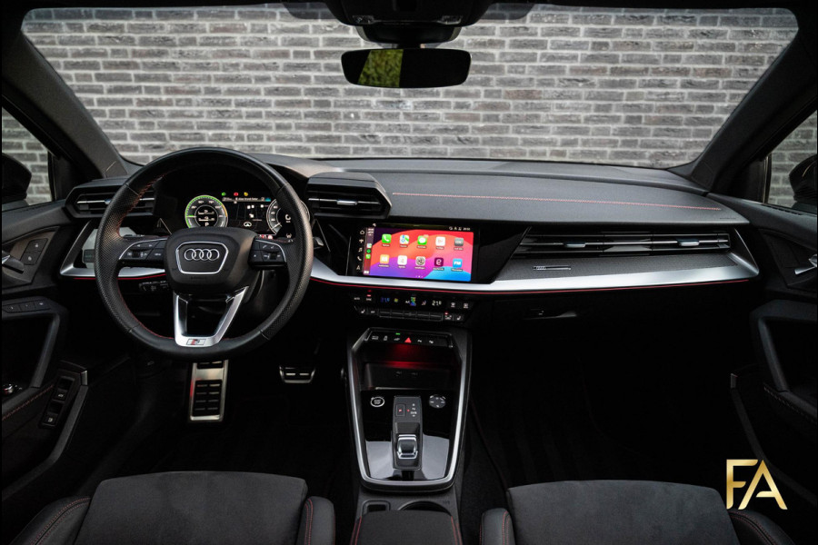 Audi A3 Sportback 45 TFSI e S edition Competition Panodak|RS Seats|MatrixLED|B&O