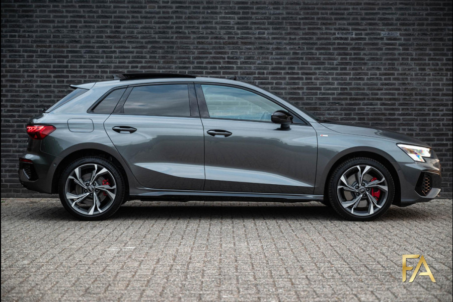 Audi A3 Sportback 45 TFSI e S edition Competition Panodak|RS Seats|MatrixLED|B&O