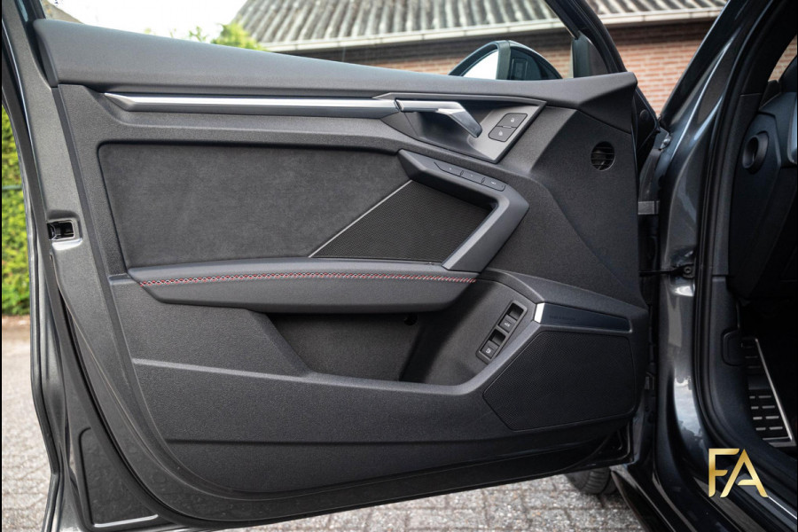 Audi A3 Sportback 45 TFSI e S edition Competition Panodak|RS Seats|MatrixLED|B&O