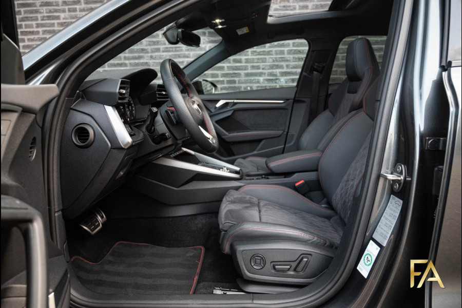 Audi A3 Sportback 45 TFSI e S edition Competition Panodak|RS Seats|MatrixLED|B&O