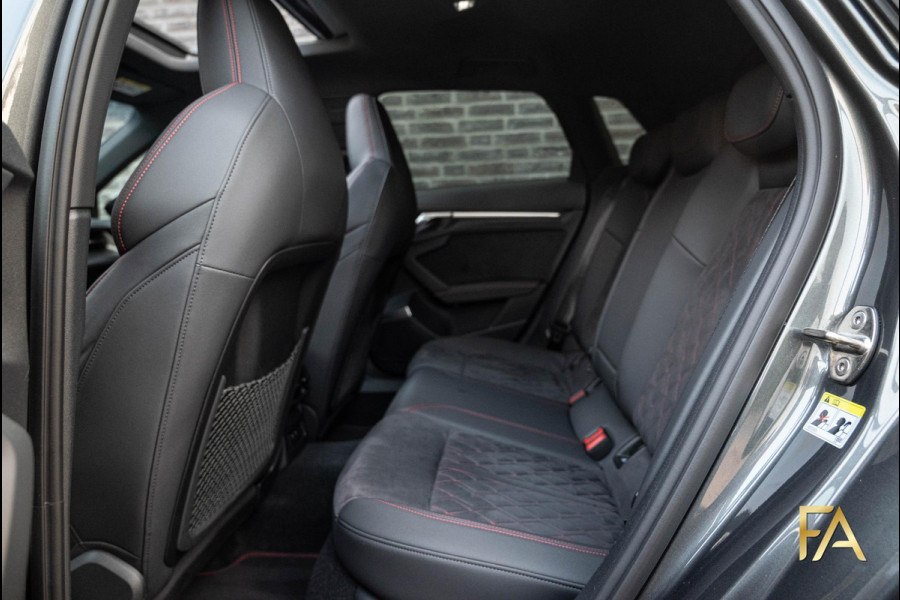 Audi A3 Sportback 45 TFSI e S edition Competition Panodak|RS Seats|MatrixLED|B&O