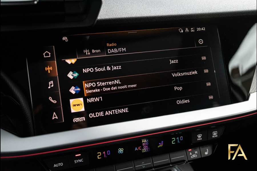 Audi A3 Sportback 45 TFSI e S edition Competition Panodak|RS Seats|MatrixLED|B&O
