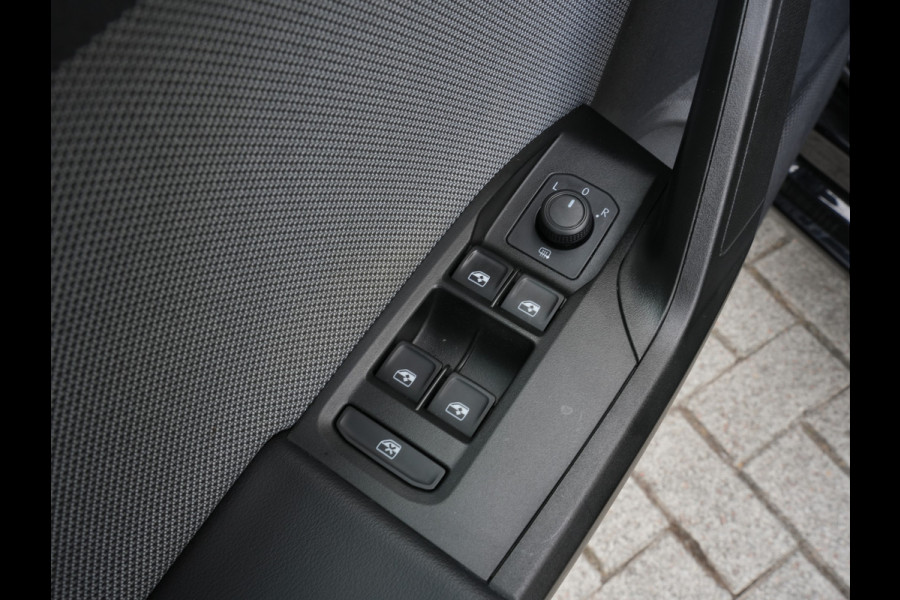 Seat Leon Sportstourer 1.0 TSI Style Business Intense | Navigatie | DAB | Climate Control | Android/Apple Carplay