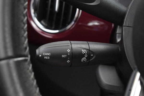 Fiat 500 80pk Lounge|16"|Open dak|PDC|Nav|Clima