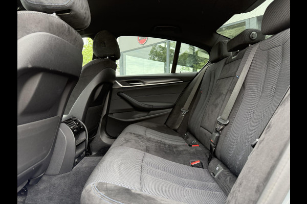 BMW 5 Serie 520e Aut. Hybrid M-Sport | Navi | BMW Laser Led | Alcantara Interieur |