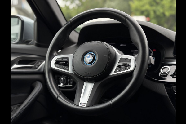 BMW 5 Serie 520e Aut. Hybrid M-Sport | Navi | BMW Laser Led | Alcantara Interieur |