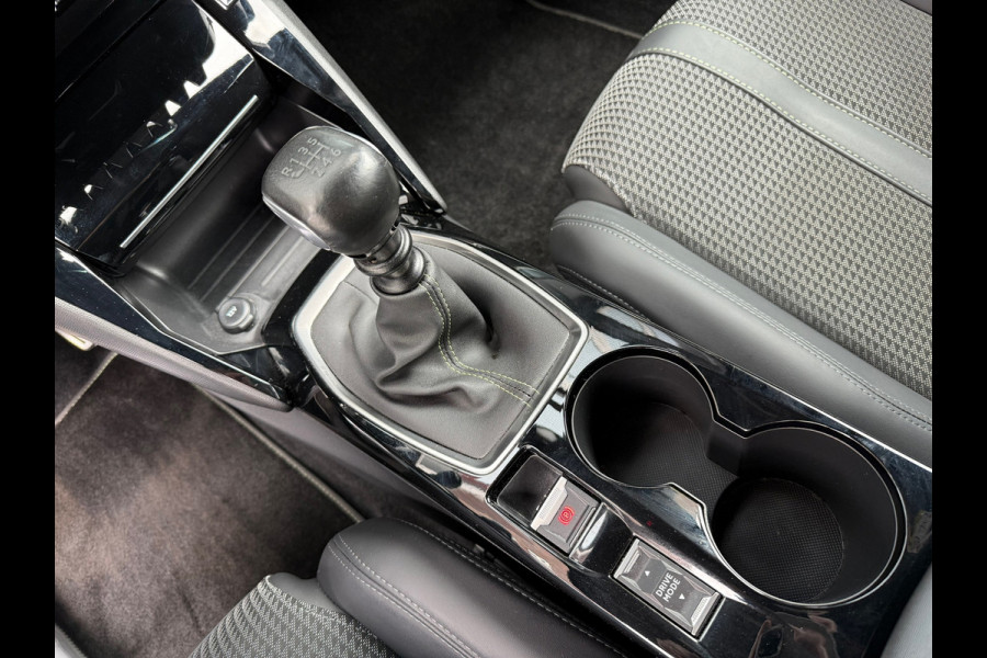 Peugeot 208 1.2 Turbo GT - Navi - Climate - Parkeerhulp - Org.NL
