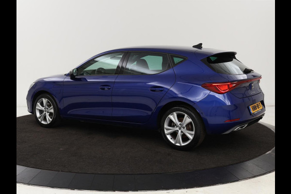 Seat Leon 1.4 eHybrid PHEV FR | Stoel & stuurverwarming | Camera | Adaptive cruise | Carplay | Keyless | Sfeerverlichting | Memory | Half leder | Navigatie | Full LED