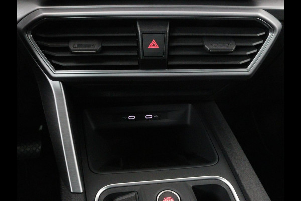 Seat Leon 1.4 eHybrid PHEV FR | Stoel & stuurverwarming | Camera | Adaptive cruise | Carplay | Keyless | Sfeerverlichting | Memory | Half leder | Navigatie | Full LED