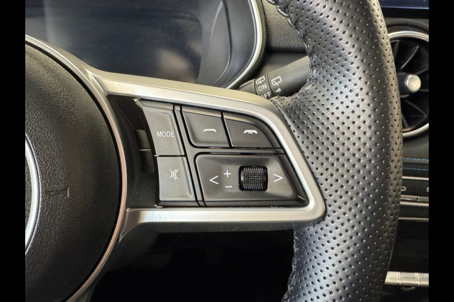 Seres 3 52kWh AUT. PANORAMADAK CAMERA 360° KEYLESS NAVIGATIE DRIVING ASSISTANCE LEDER AIRCO PDC USB LANE ASSIST