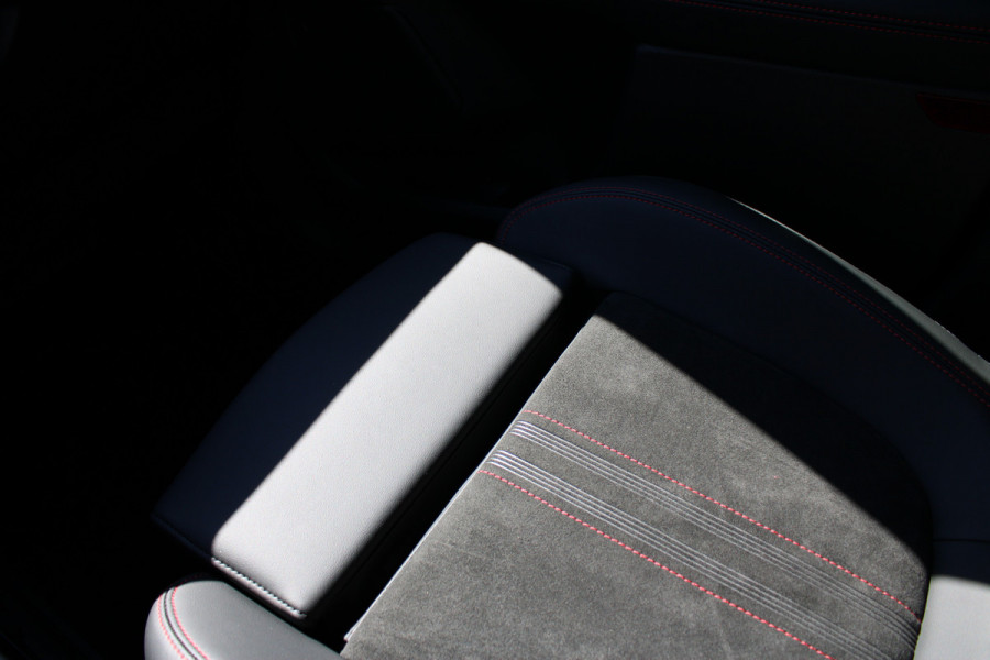 Ford Kuga 2.5 PHEV ST-Line X | Facelift | Technology Pack | Winterpack | AGR | Head-up | BLIS | Navigatie