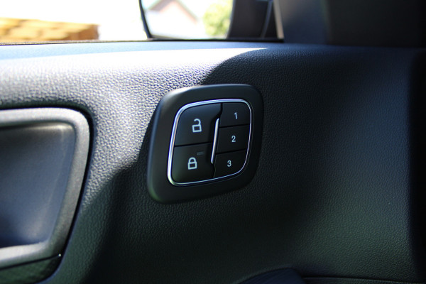 Ford Kuga 2.5 PHEV ST-Line X | Facelift | Technology Pack | Winterpack | AGR | Head-up | BLIS | Navigatie