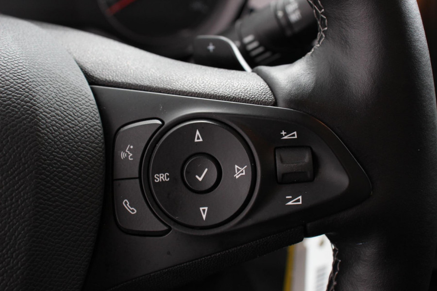 Opel Corsa 1.2 101pk Automaat Edition | Navigatie | Apple Carplay/Android | Airco | Camera | Parkeer sensoren | Dab | Cruise Control | Stoelverwarming |